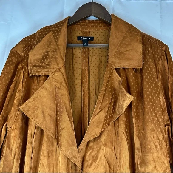 TORRID Women’s Size 1 1X 14-16 Jacket Coat Topper Polka-Dot Trench Style - Picture 12 of 16